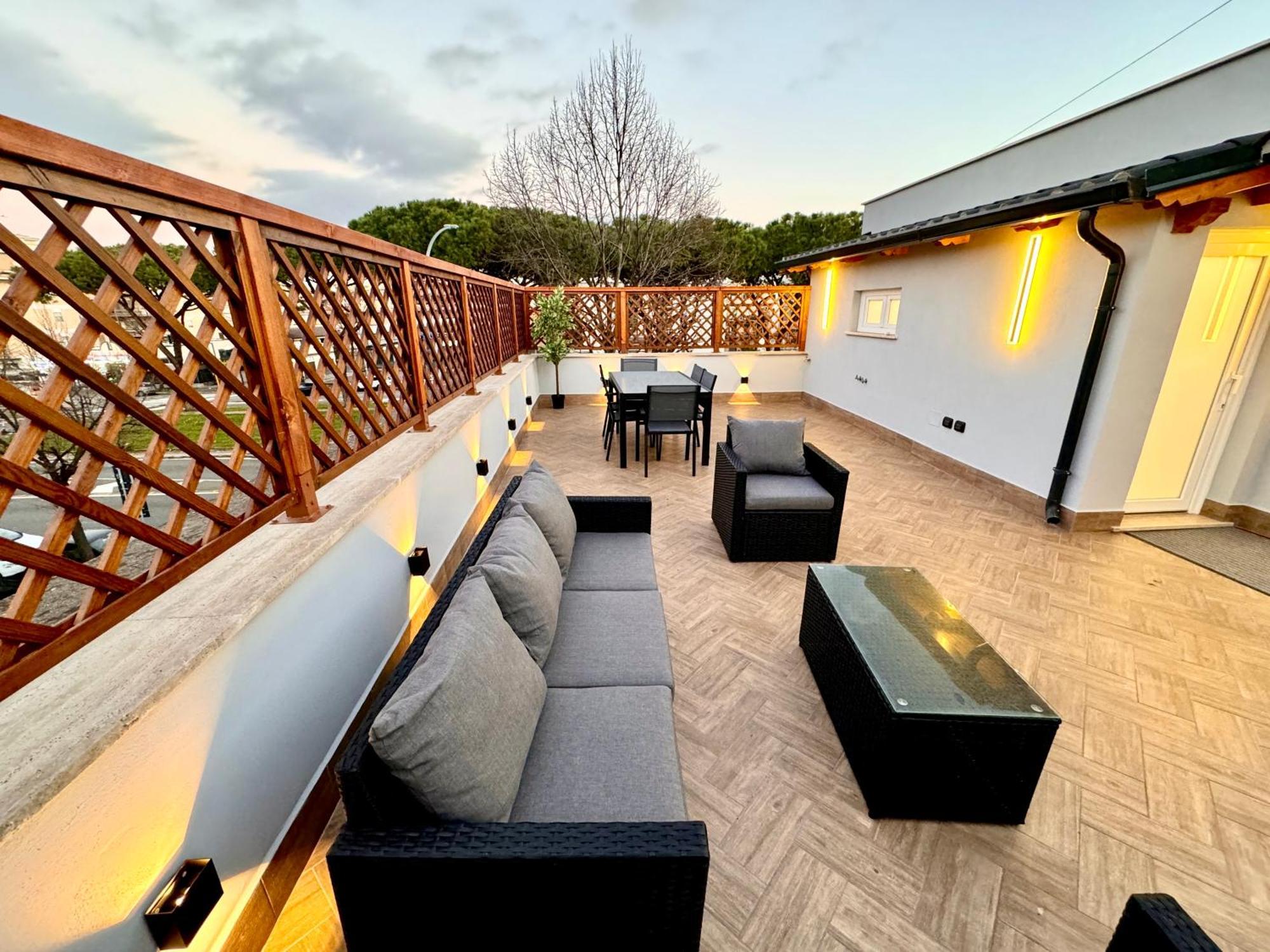 Luxury Apartment Togliatti โรม ภายนอก รูปภาพ